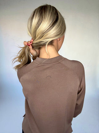 VARLEY Zosia Crew Neck Midlayer - Coffee Quartz