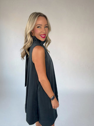 The Holiday Soirée Dress - Black