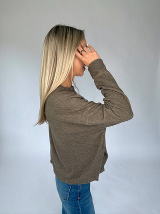 It's That Simple Crewneck Top - Mocha