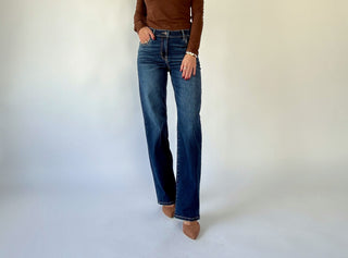 Ella High Rise Classic Straight Jeans - Ultra Dark Wash