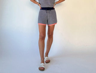 Hot Take Knit Shorts - Navy & Peach
