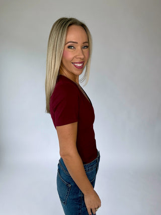 Smooth Strides V-Neck Short Sleeve Top - Deep Burgundy