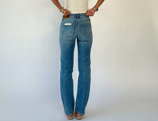 Quinn Mid Rise Cigarette Skinny Jean