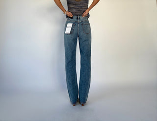 Sundaze High Rise Vintage Straight Jeans - Medium Wash