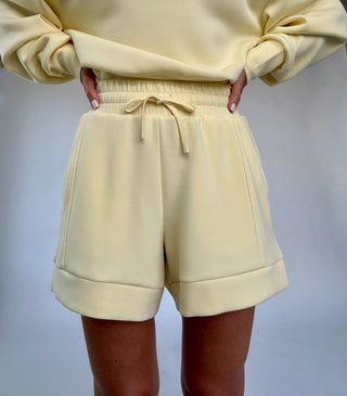 VARLEY Atrium High Rise Shorts - Anise Flower