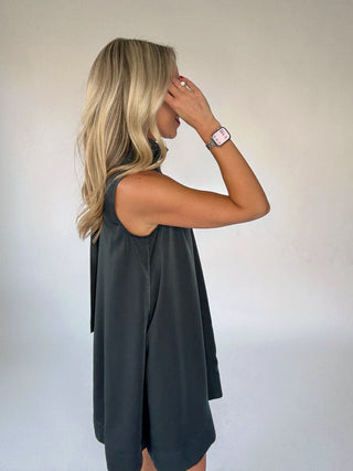 The Holiday Soirée Dress - Black