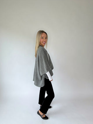 Well Traveled Poncho - Grey