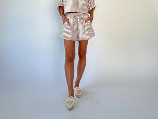 Crisp Contrast Striped Shorts - Mocha/White