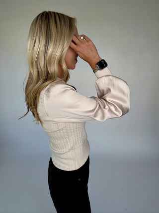 Champagne & Silk Top Side Hand Up Image