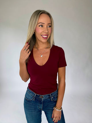 Smooth Strides V-Neck Short Sleeve Top - Deep Burgundy