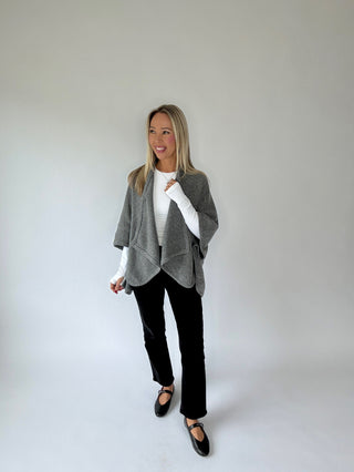 Well Traveled Poncho - Grey