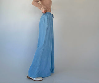 Daily Ease Denim Pants Side