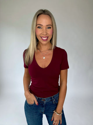 Smooth Strides V-Neck Short Sleeve Top - Deep Burgundy