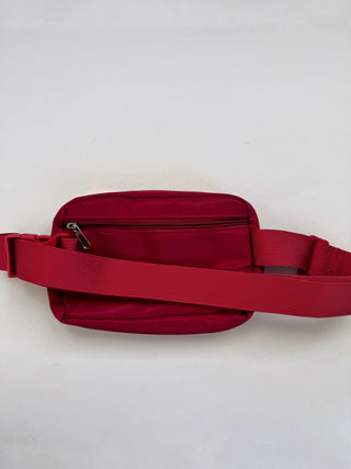 Everyday Belt Bag Burgundy Back with Straps Image