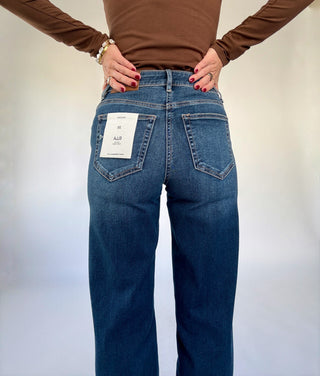 Ella High Rise Classic Straight Jeans - Ultra Dark Wash