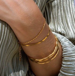 Essence Bracelet Gold