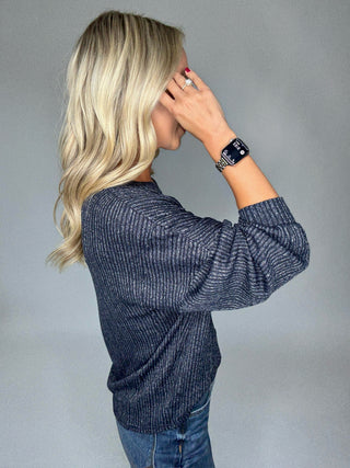 Soft Embrace Top Side Hand Up Image