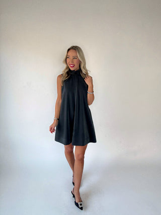 The Holiday Soirée Dress in Black