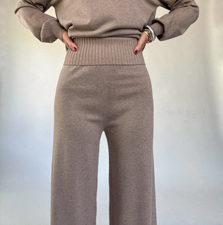 The Serenity Pants Close Up Image