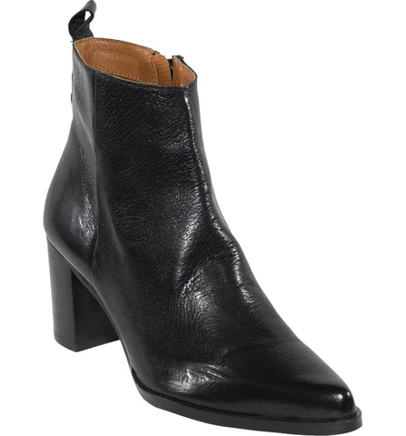 Willow Boot - Black Leather